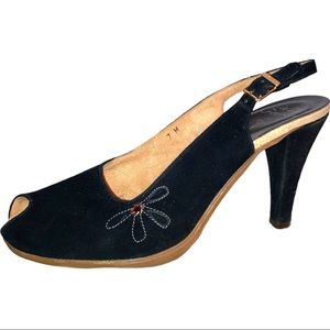 Vintage Italian “Sole There” Famolare Black Suede High Heels Size7 Made in Italy